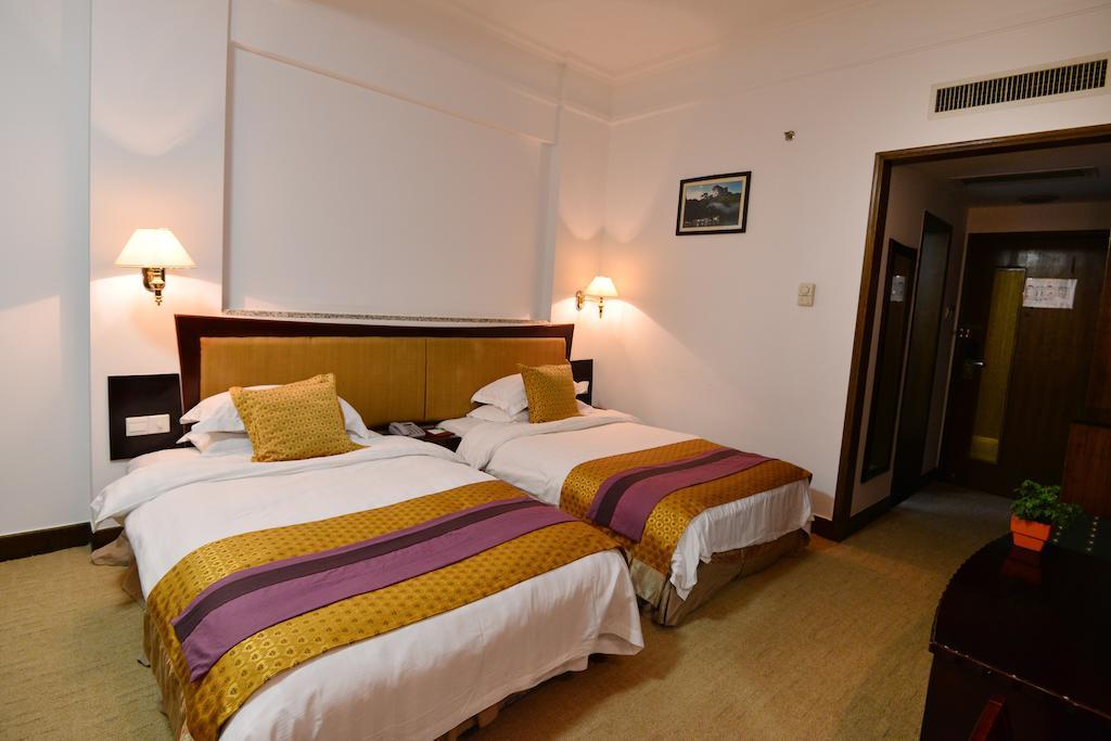 Baodao Exhibition Center Hotel Vũ Di Sơn Phòng bức ảnh